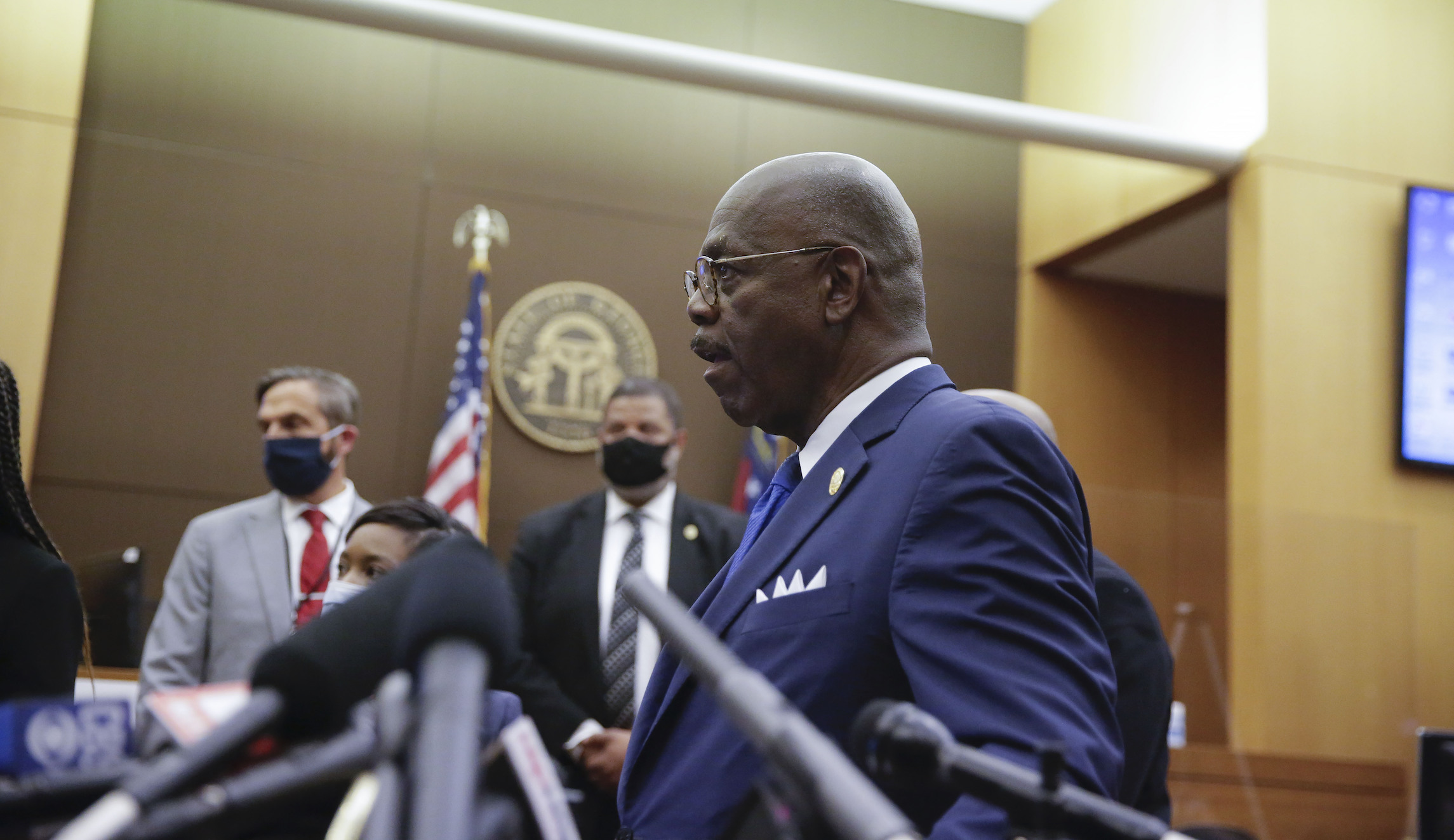 Murder charge against officer who killed Rayshard Brooks is incredibly weak