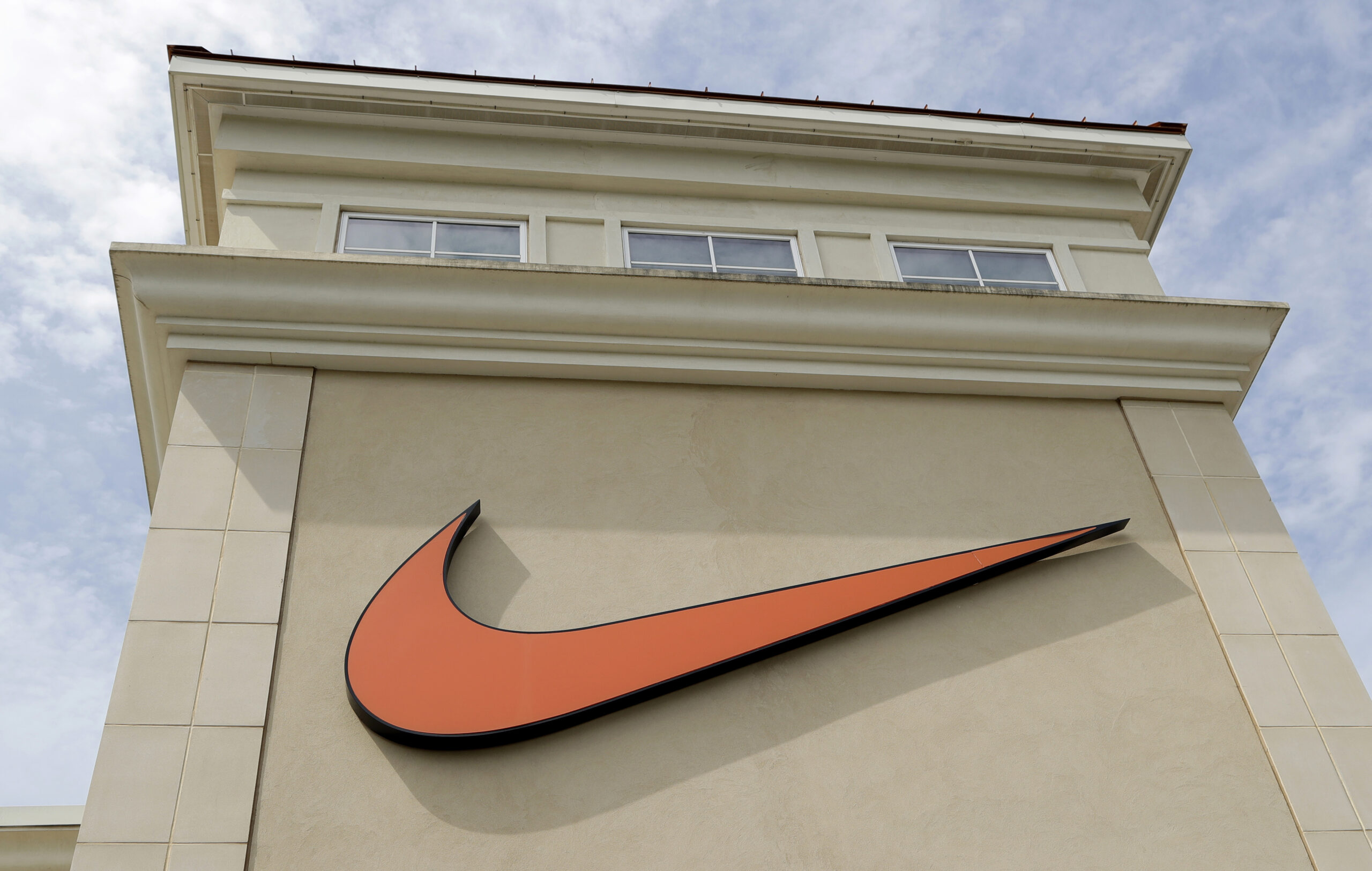 Top Nike executive admits to killing teenager 50 years ago while in gang