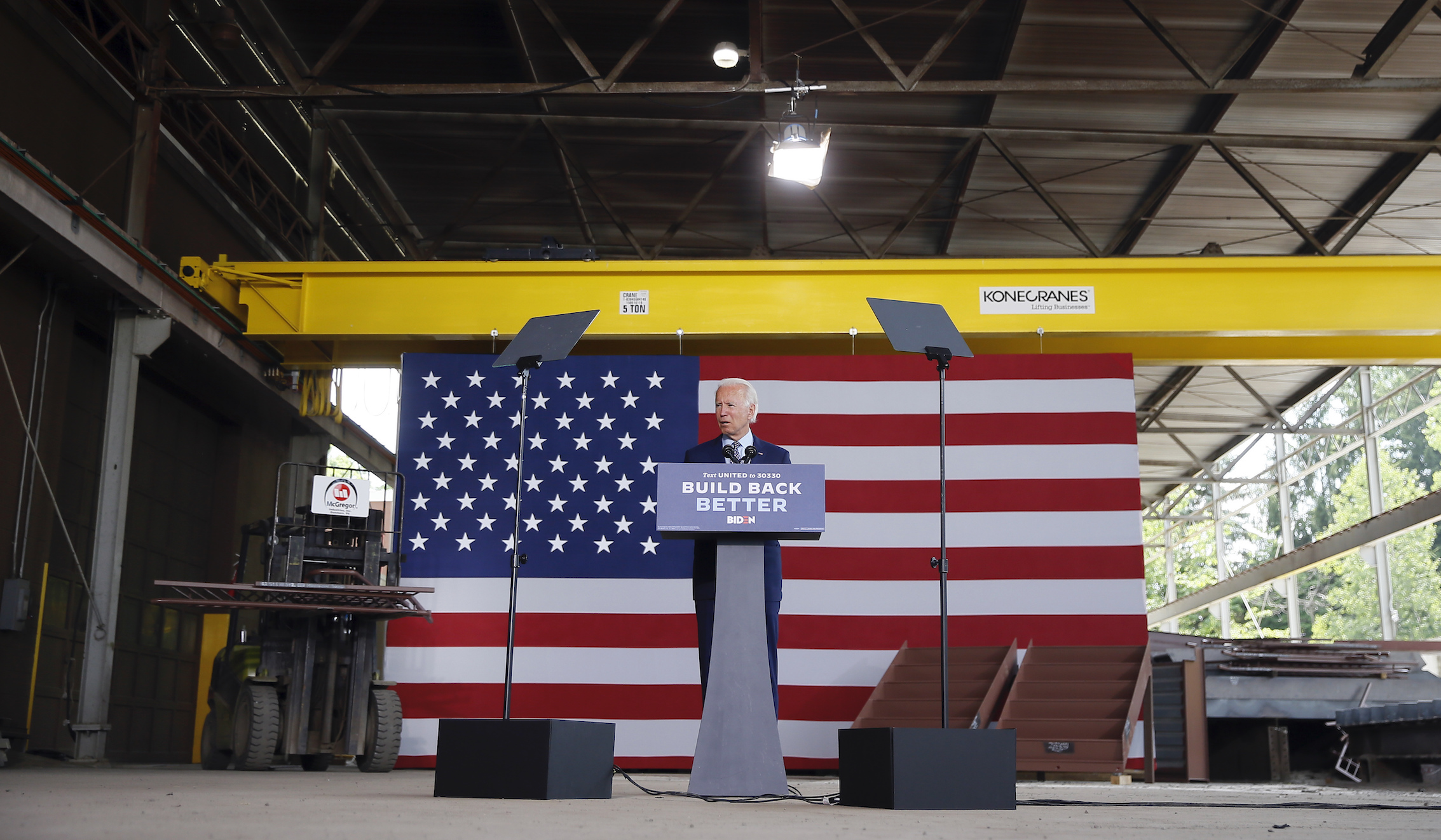 Biden and Trump clash over Venezuela ahead of Trump Florida visit