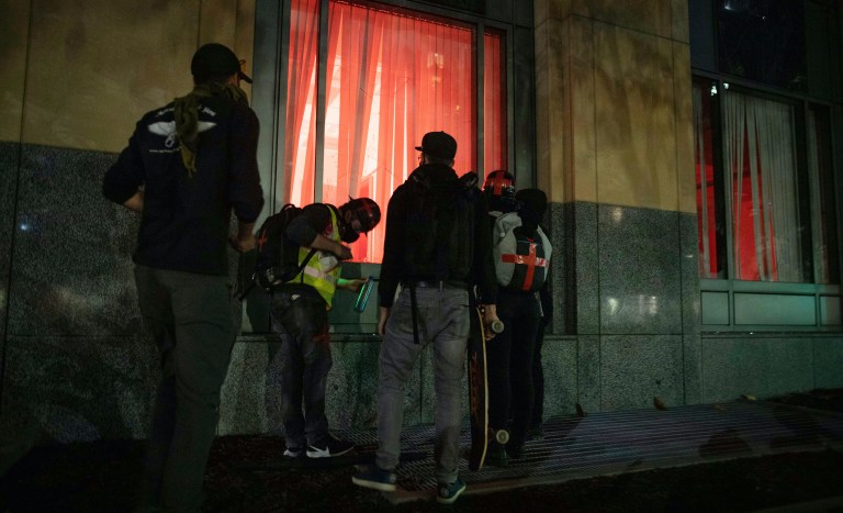 Protesters set fire to California courthouse as ‘agitators’ launch ‘dangerous projectiles’ at police