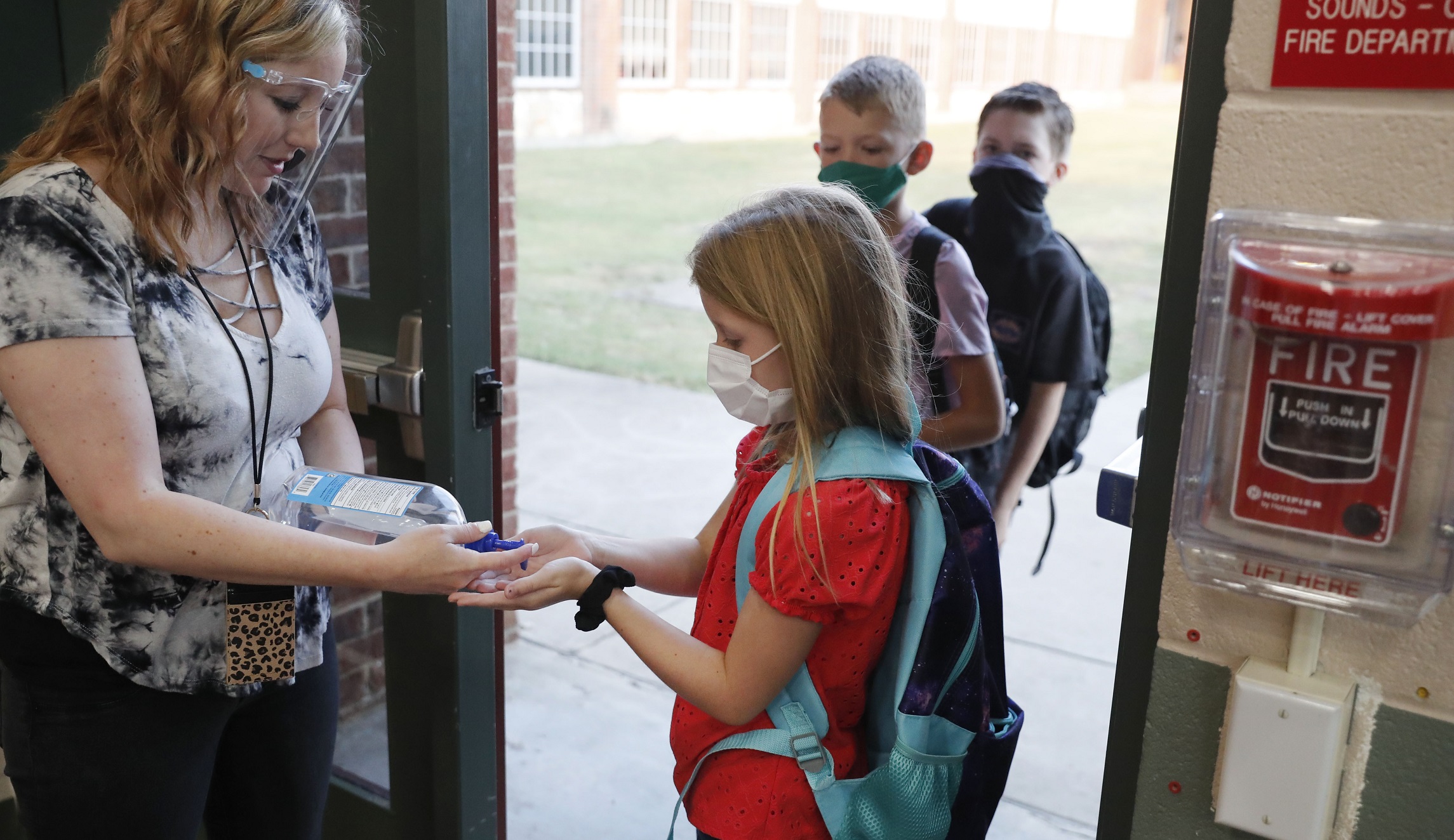 Ohio governor: Students exposed to COVID-19 don’t need to quarantine under certain conditions
