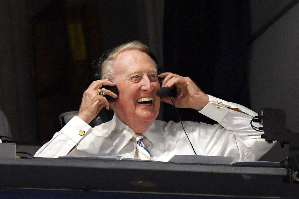 Legendary Dodgers broadcaster Vin Scully dead at 94