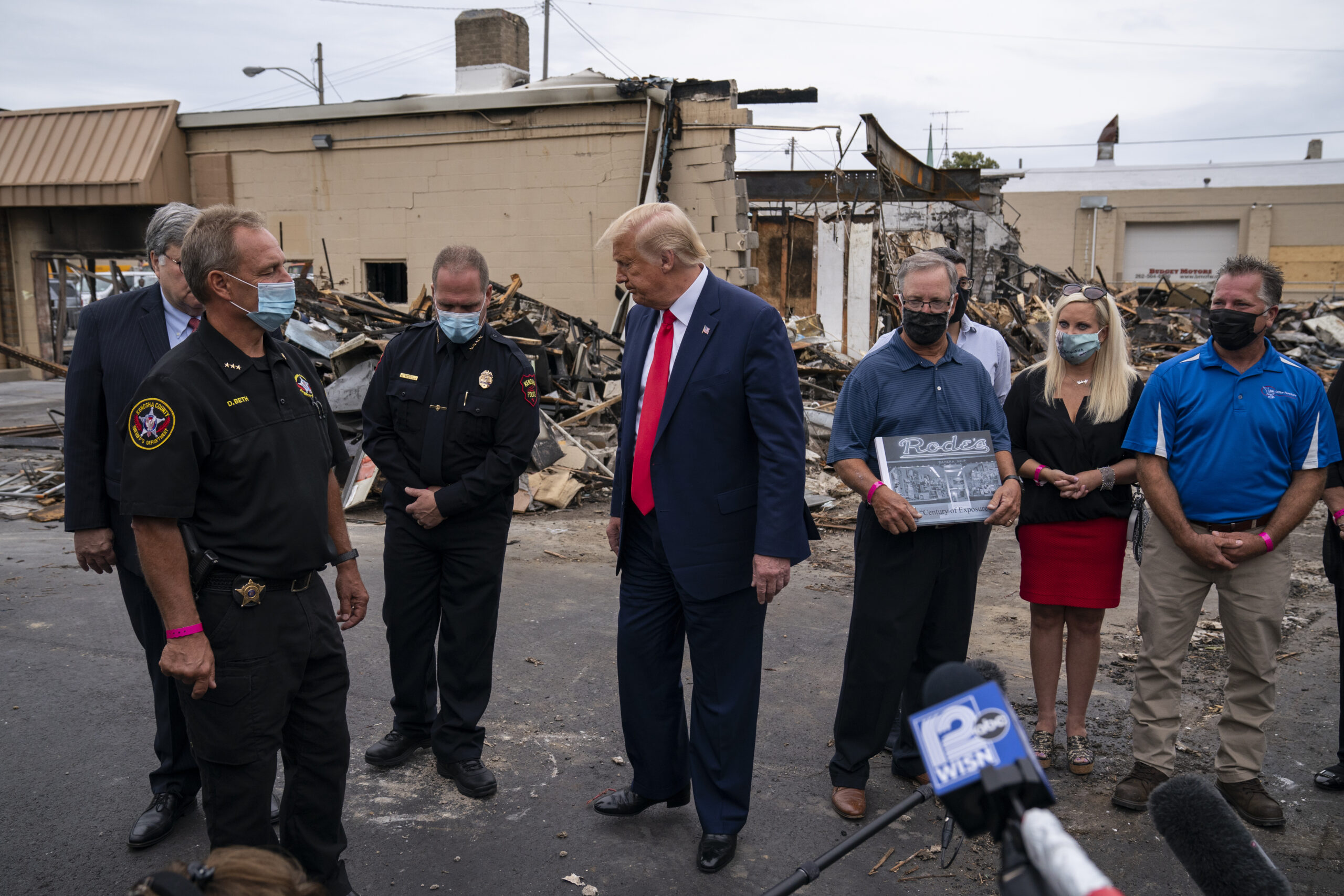 White House Report Card: Polls, jobs look good for Trump