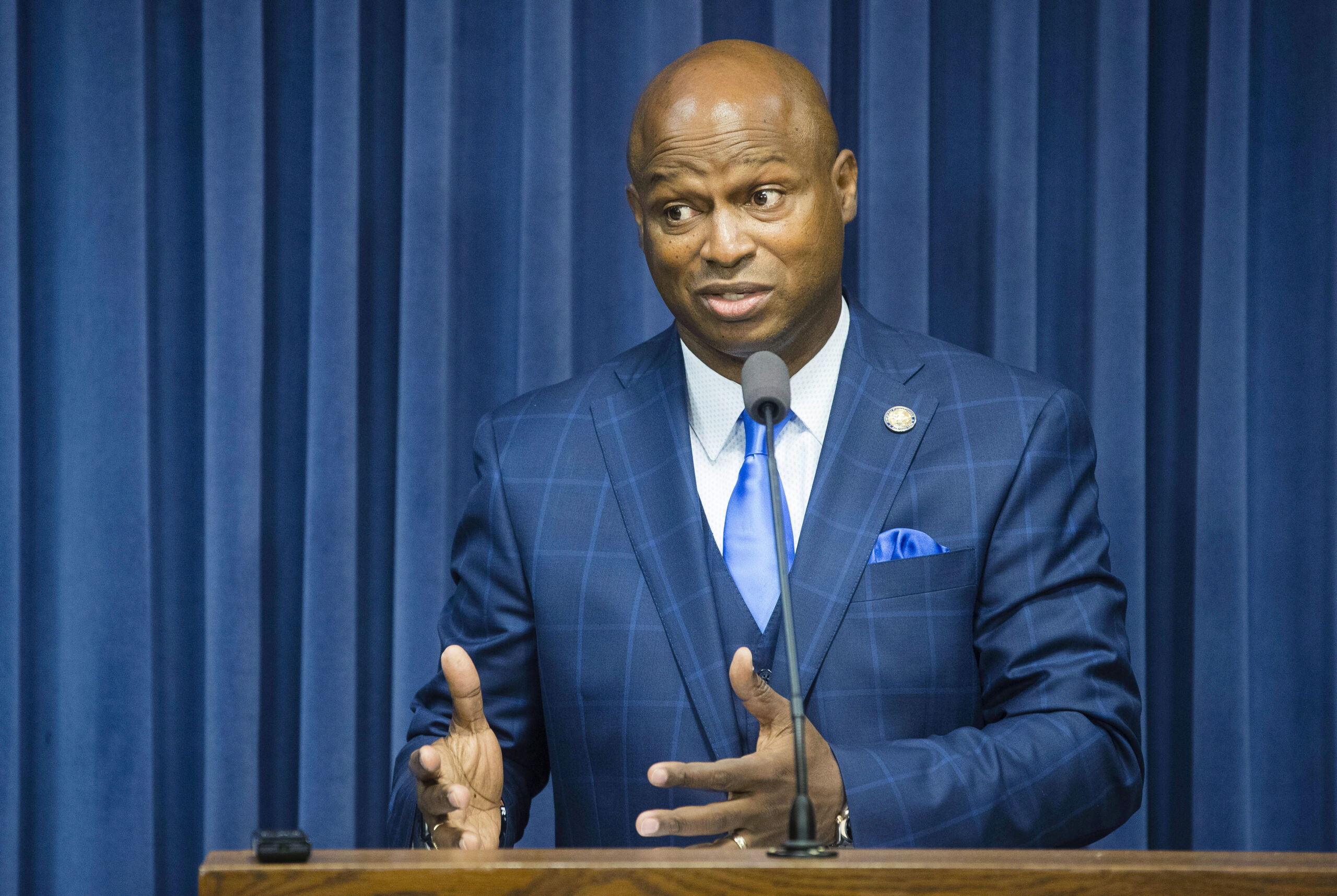 Republicans oppose ‘weak’ ethics bill they say Illinois governor made worse