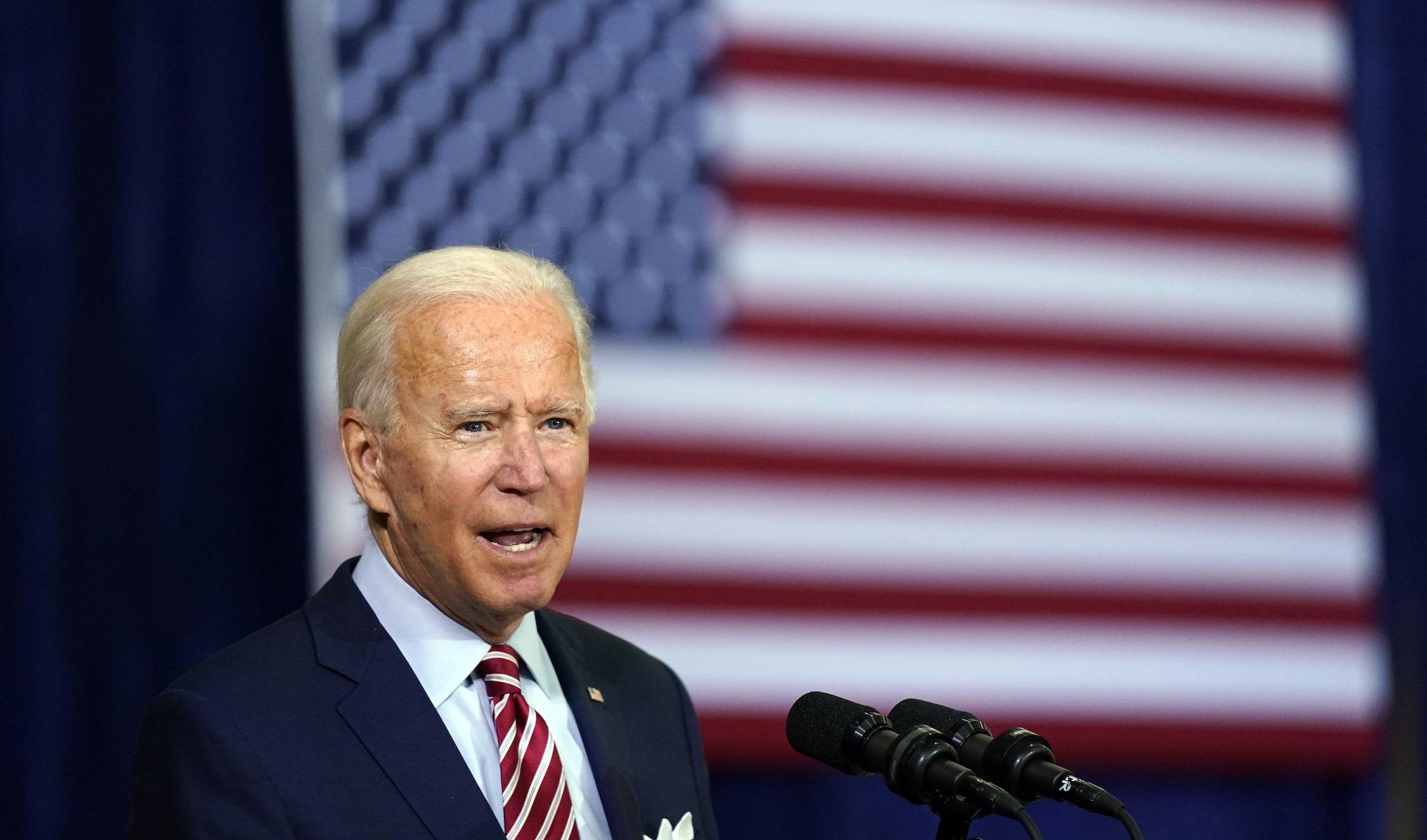 Biden accidentally refers to Harris-Biden administration
