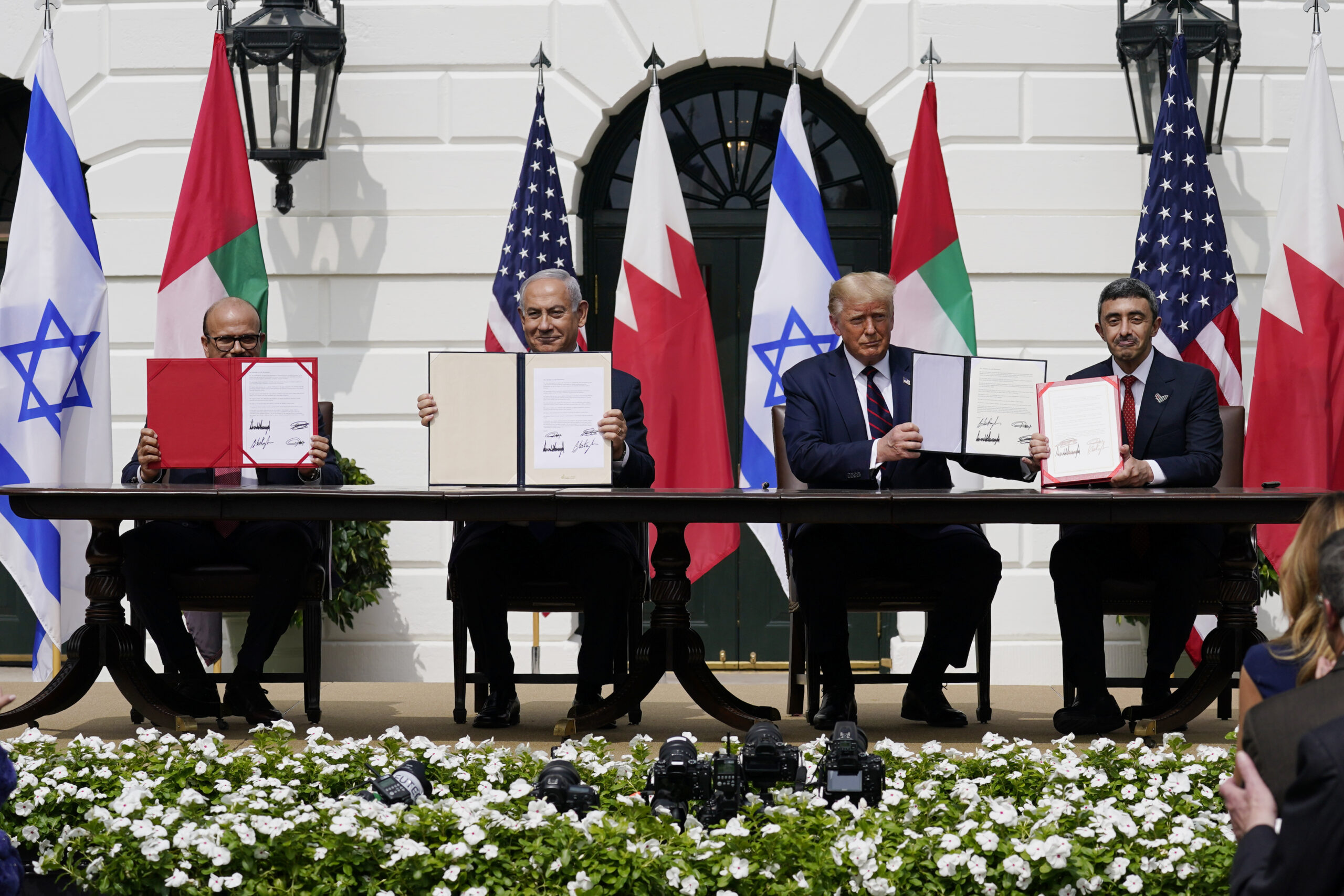 Surprise: Majority of Arabs back Trump Middle East peace plan, 79% of Saudis