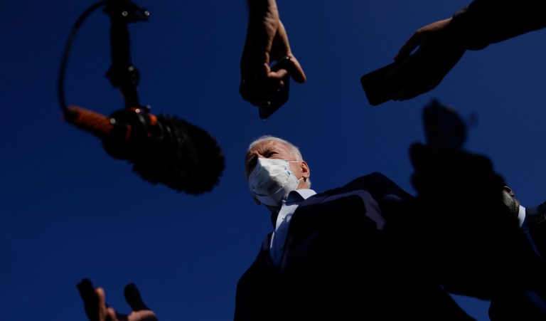 Ex-Obama aide encourages Biden to scoop left-wing news outlets during his presidency