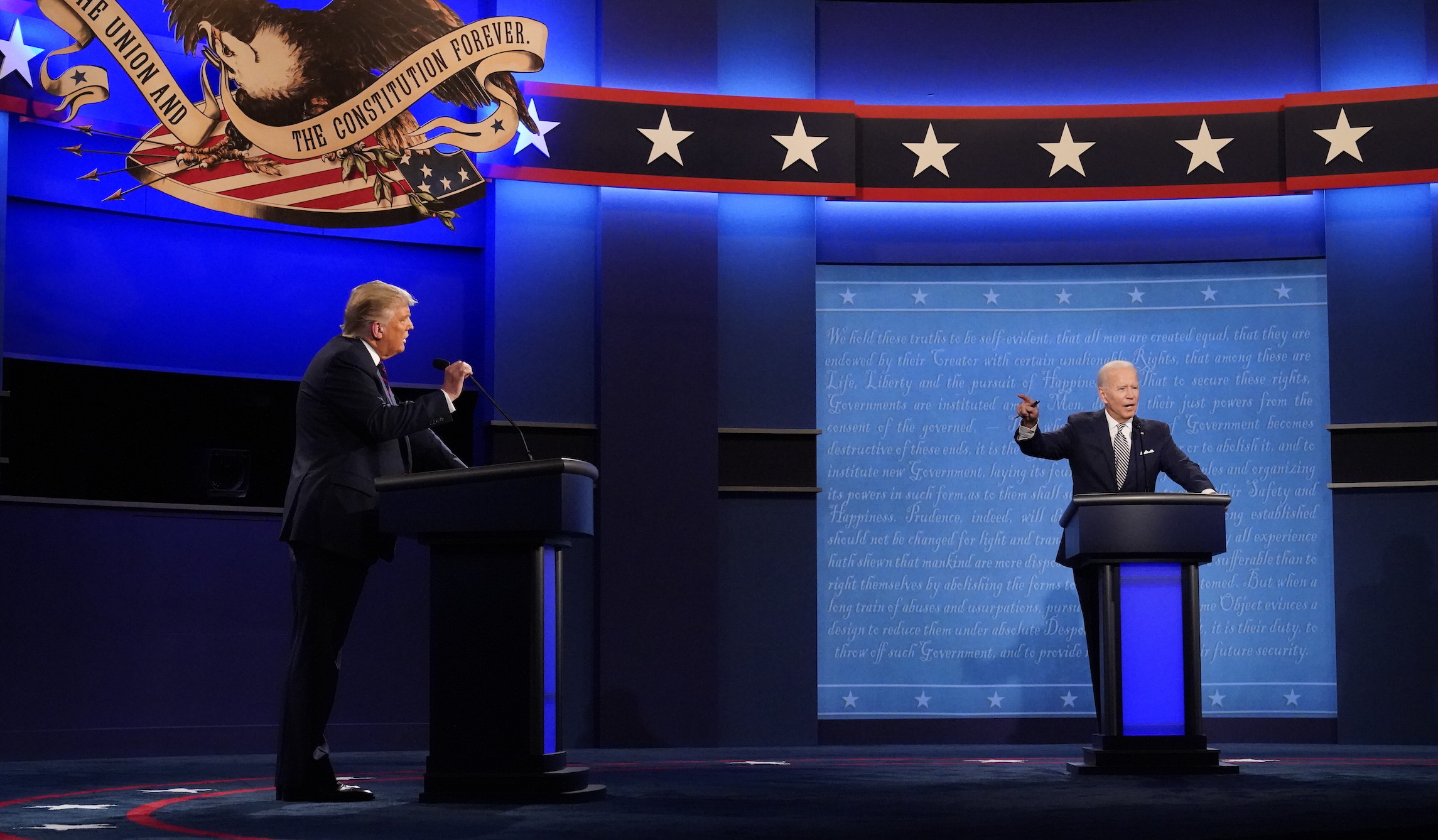 Presidential debate commission to give future moderators ability to cut off candidates’ microphones: Report
