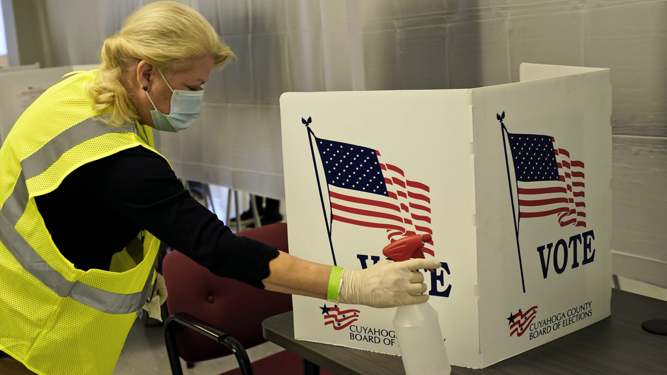 ‘Voters have the right’: CDC guidance says people with COVID-19 can still vote in person