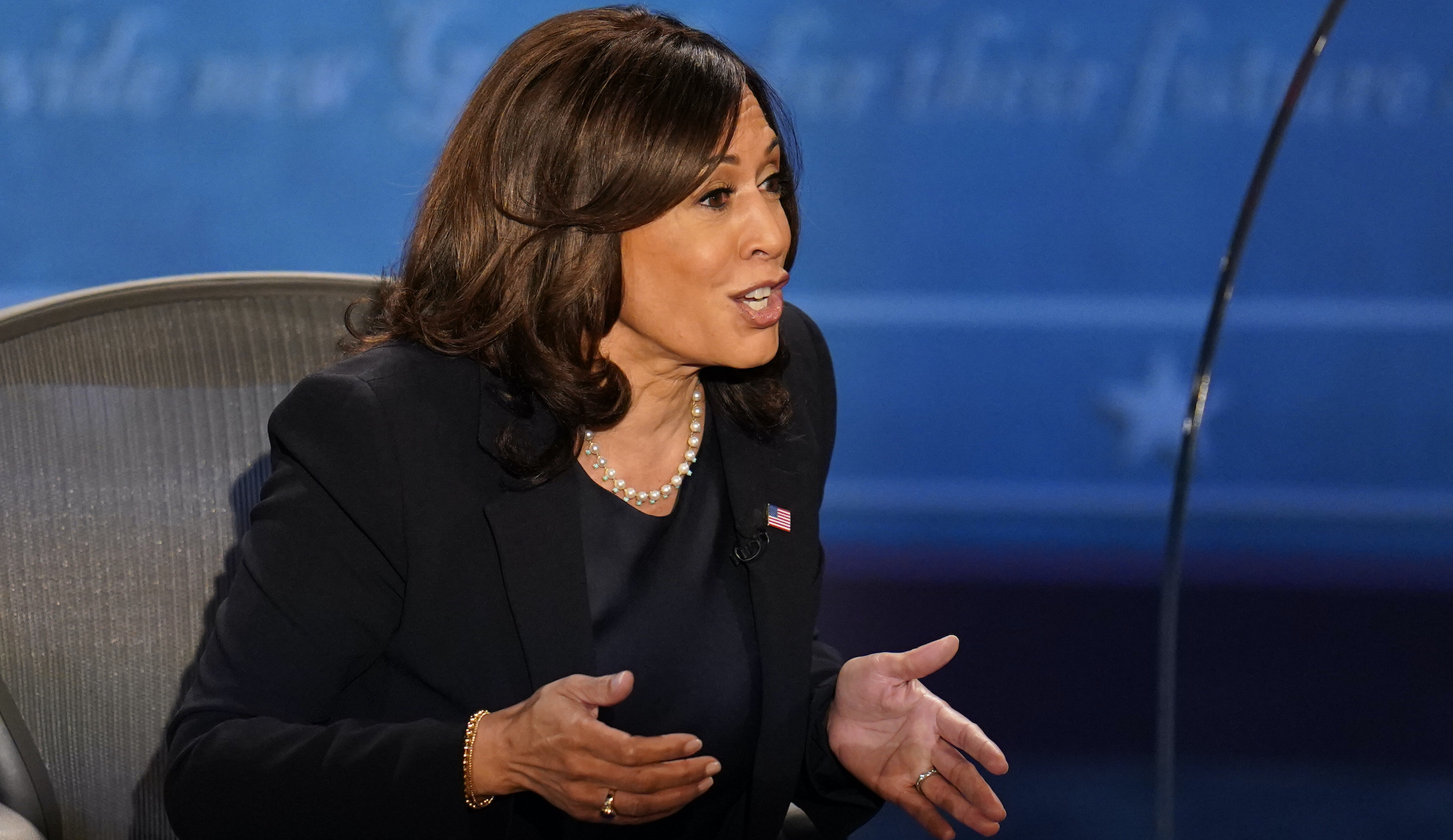 How Kamala Harris lost the debate with her body language