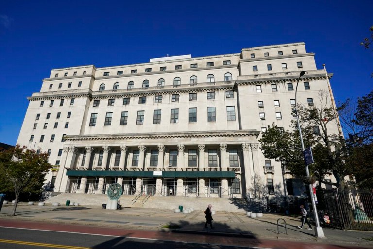 Date of Russian ‘dominatrix’ accused of poisoning friend’s cheesecake testifies she drugged him too