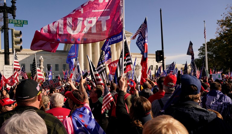 Thousands of Trump supporters flood DC square singing ‘The Star-Spangled Banner’ in unison