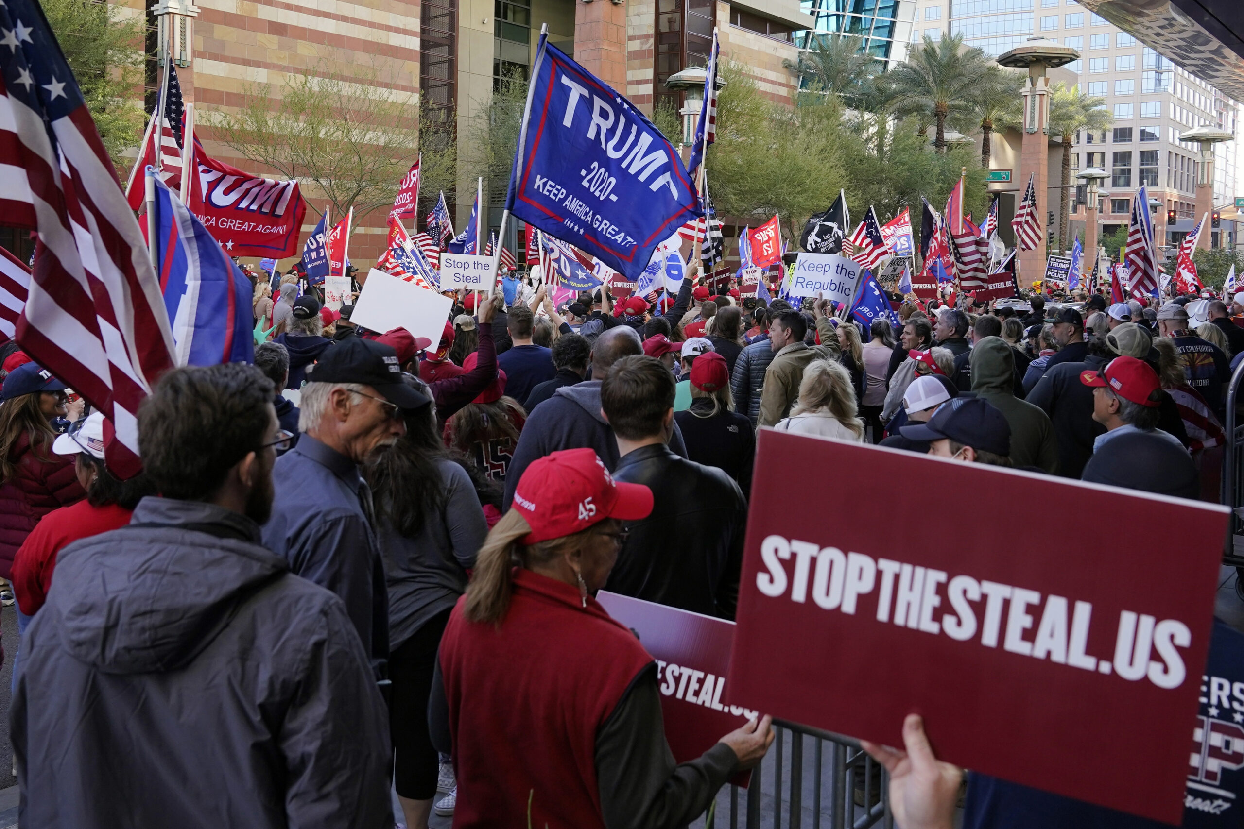 Federal court dismisses Arizona election lawsuit