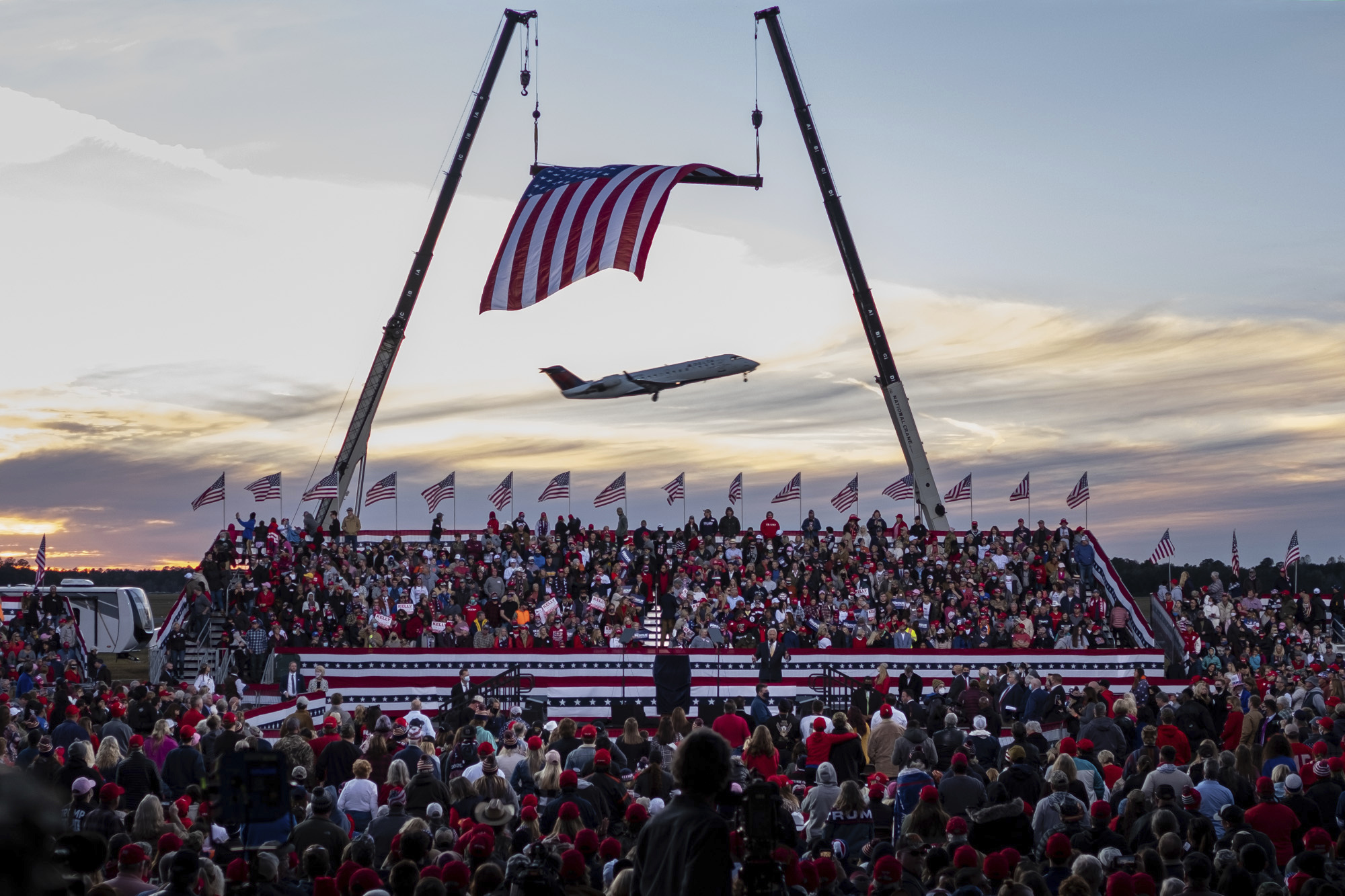 Trump raised millions for Georgia runoffs and election contest, then sat on it