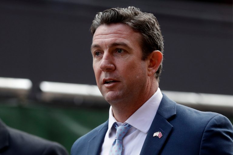 Former GOP congressman agrees to pay campaign finance fines