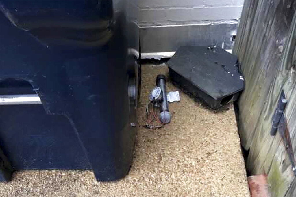 FBI says identifying person who placed DC pipe bombs a ‘top priority’ on eve of Biden inauguration