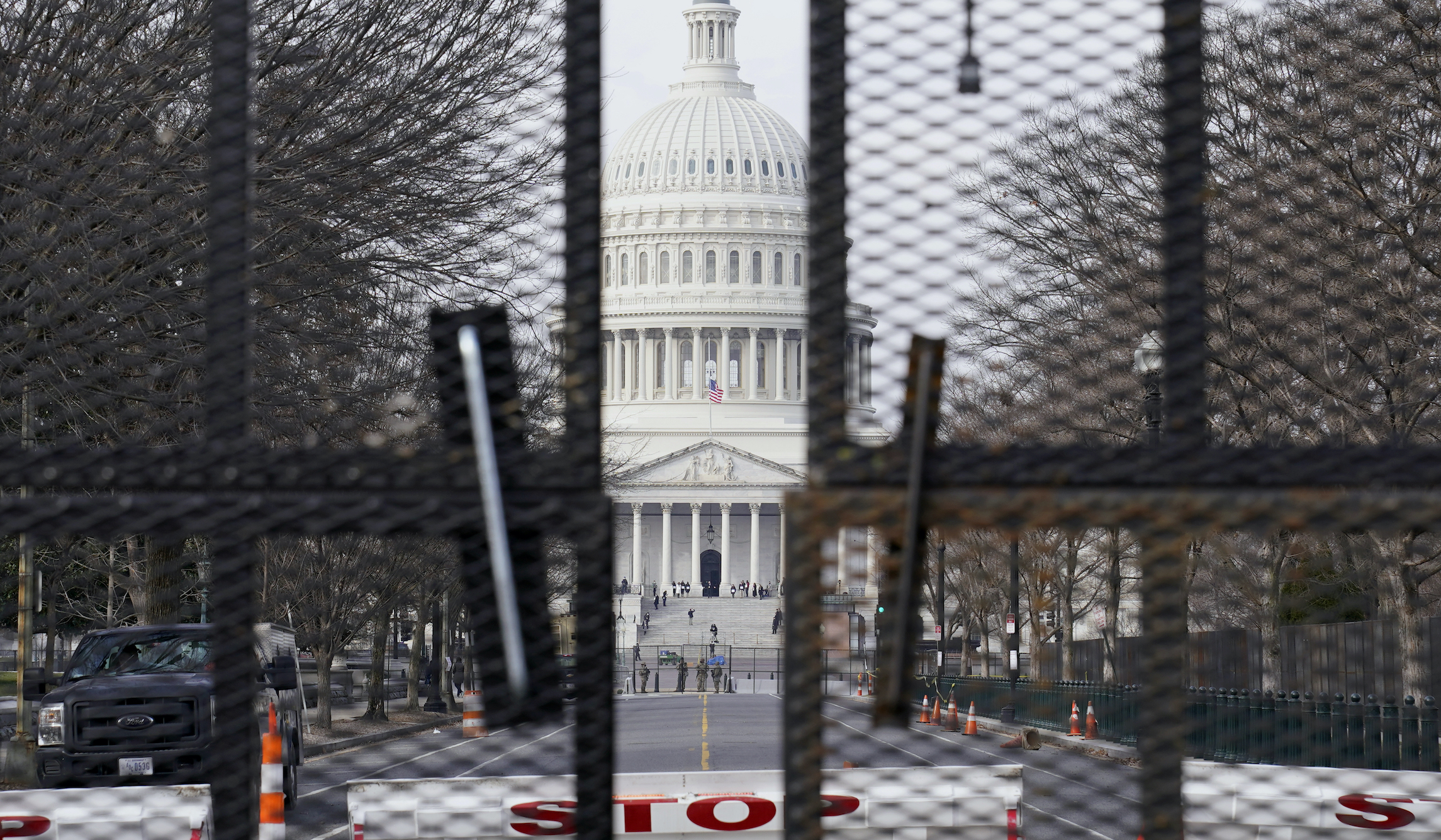 Officials hint at closing DC border for Inauguration Day