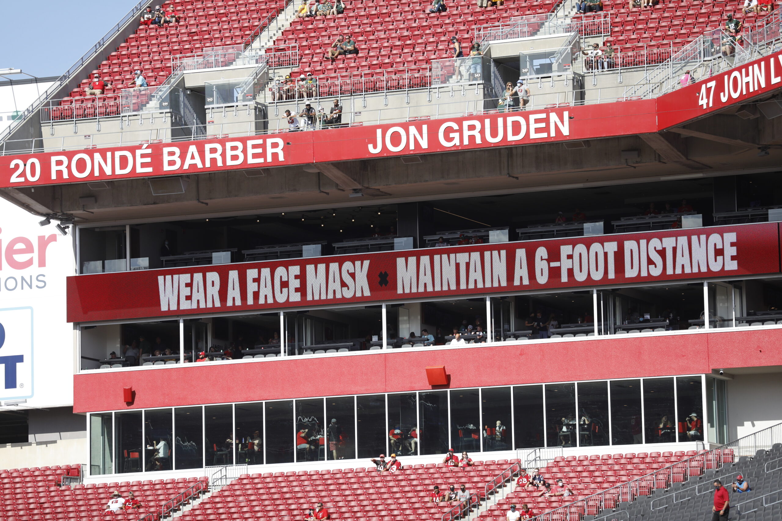 Double-masked CNN reporter slammed after reporting on maskless Super Bowl crowds: ‘CNN 0 – Freedom 1’