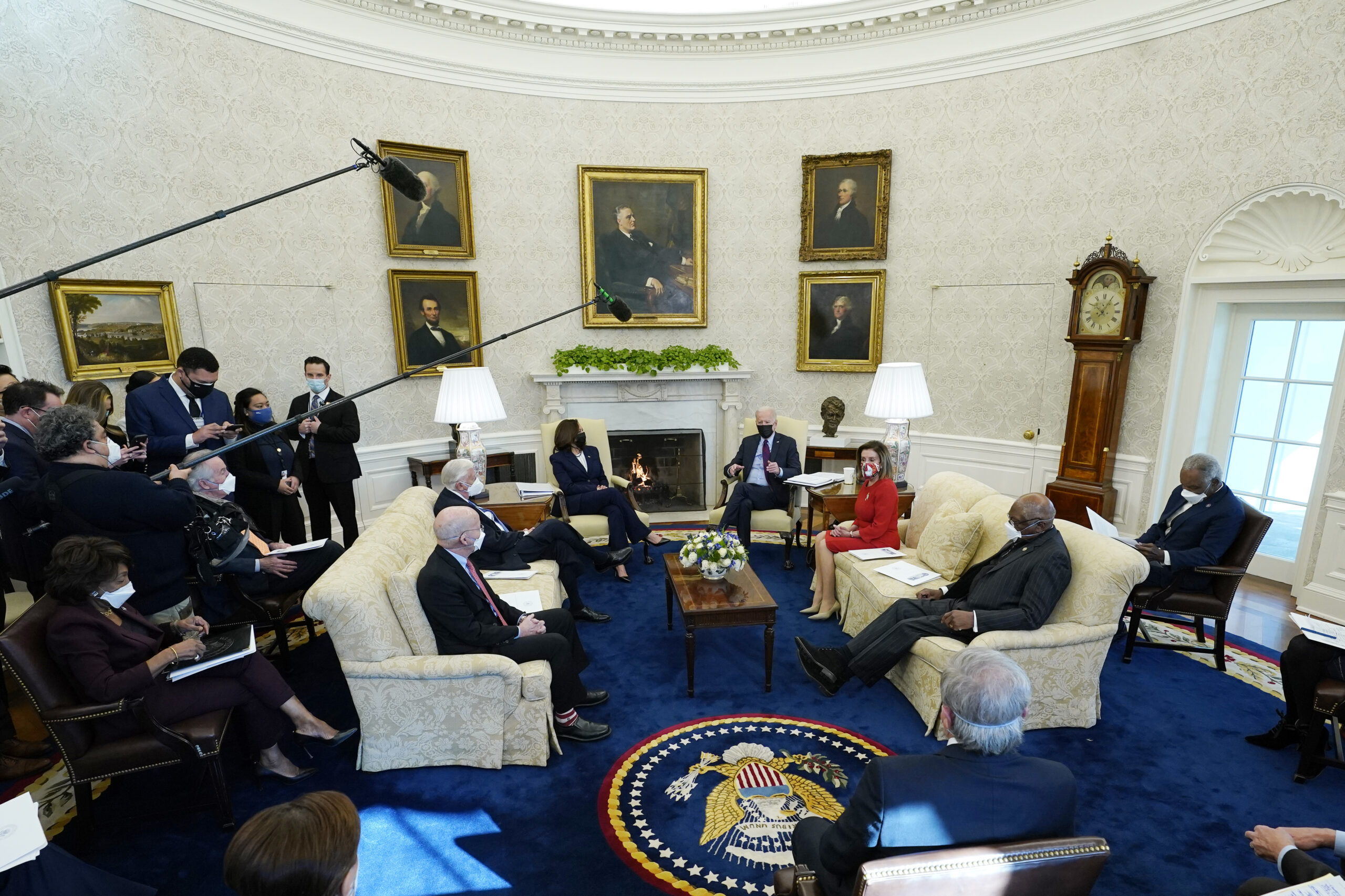 Biden issues dire economic warning as he keeps up pressure for COVID relief bill