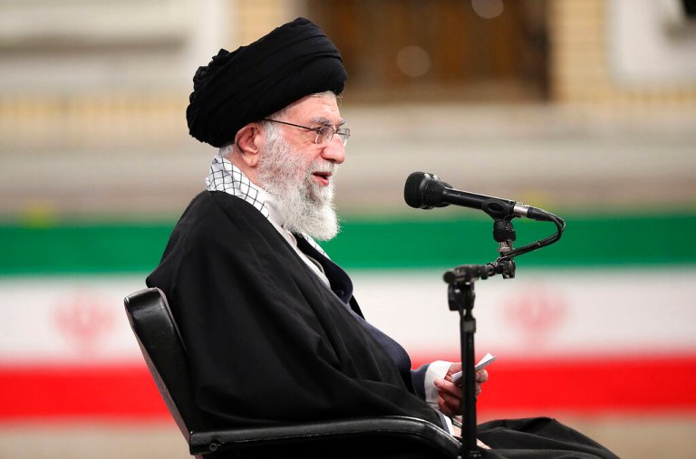 Iran: US must lift sanctions before it lives up to nuclear deal
