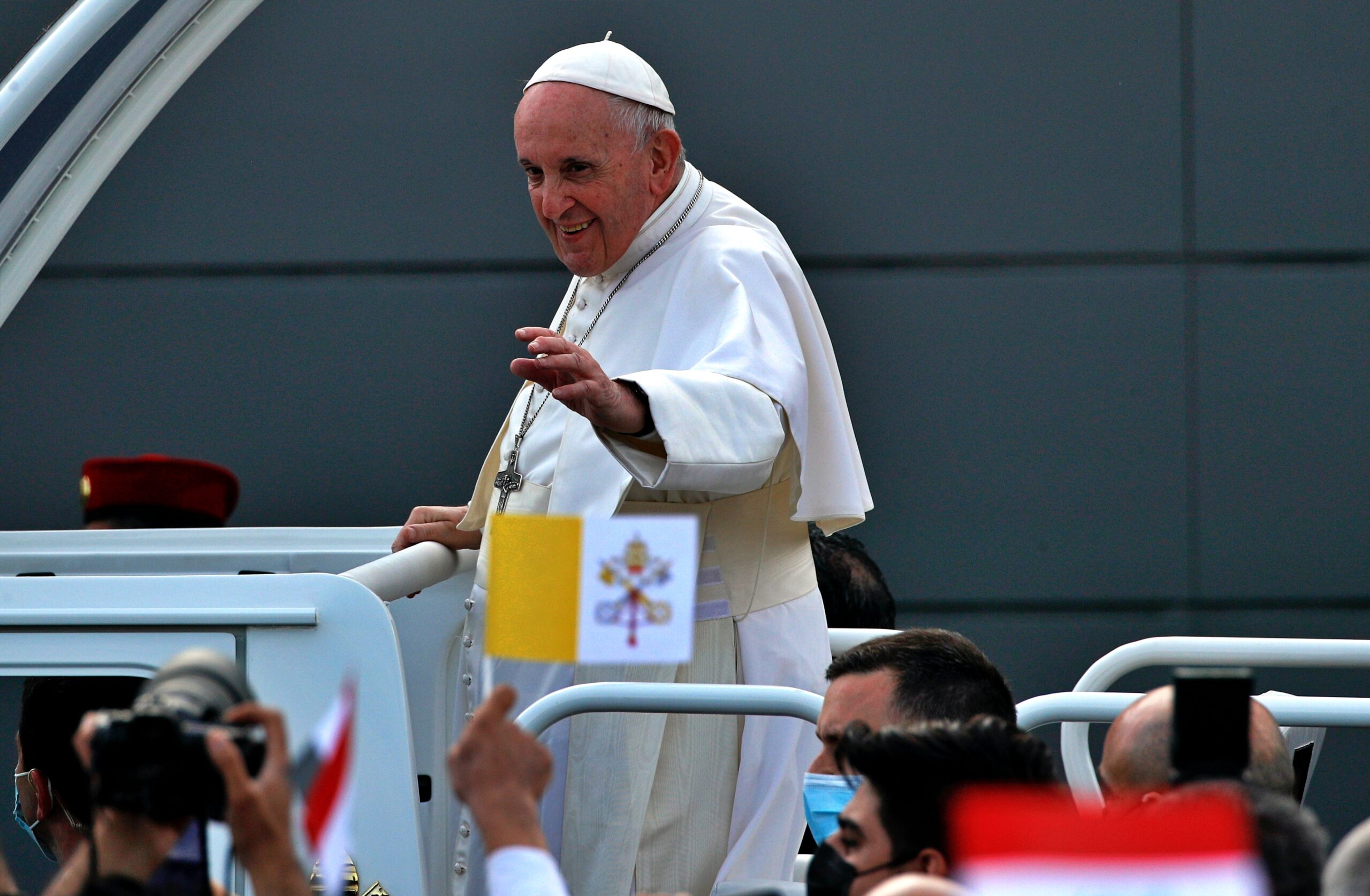 Pope Francis calls for forgiveness during visit to ruinous former ISIS territory