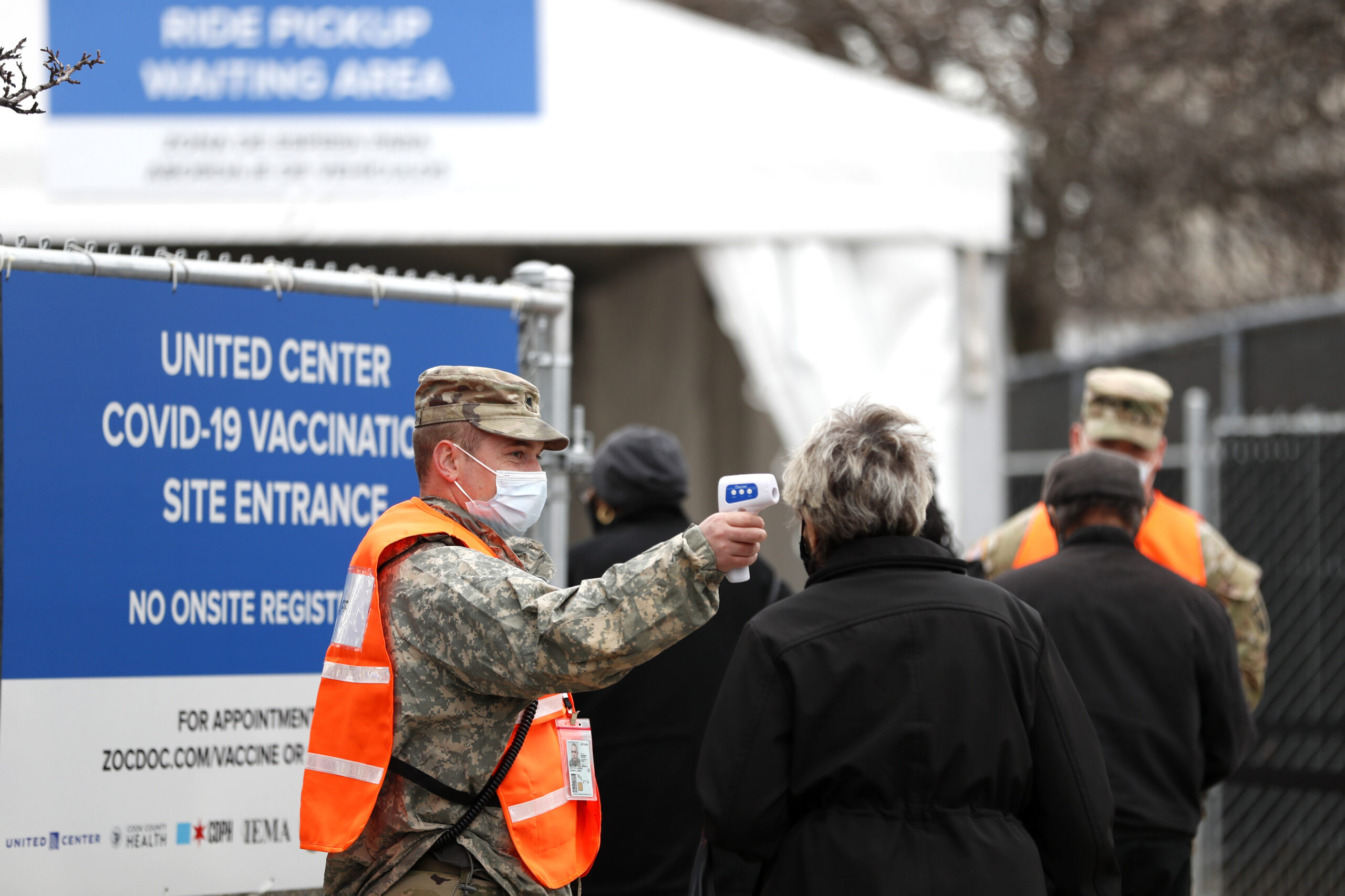 Health officials say more COVID-19 vaccines needed throughout Illinois