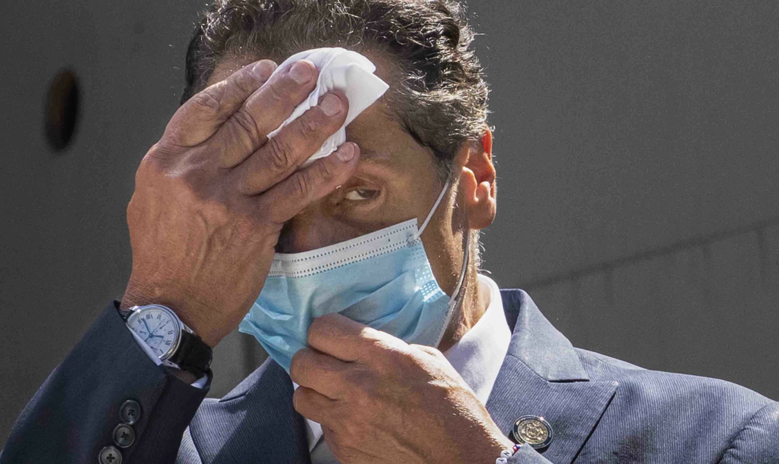 Andrew Cuomo, son of a three-term governor, says he is not part of the political establishment
