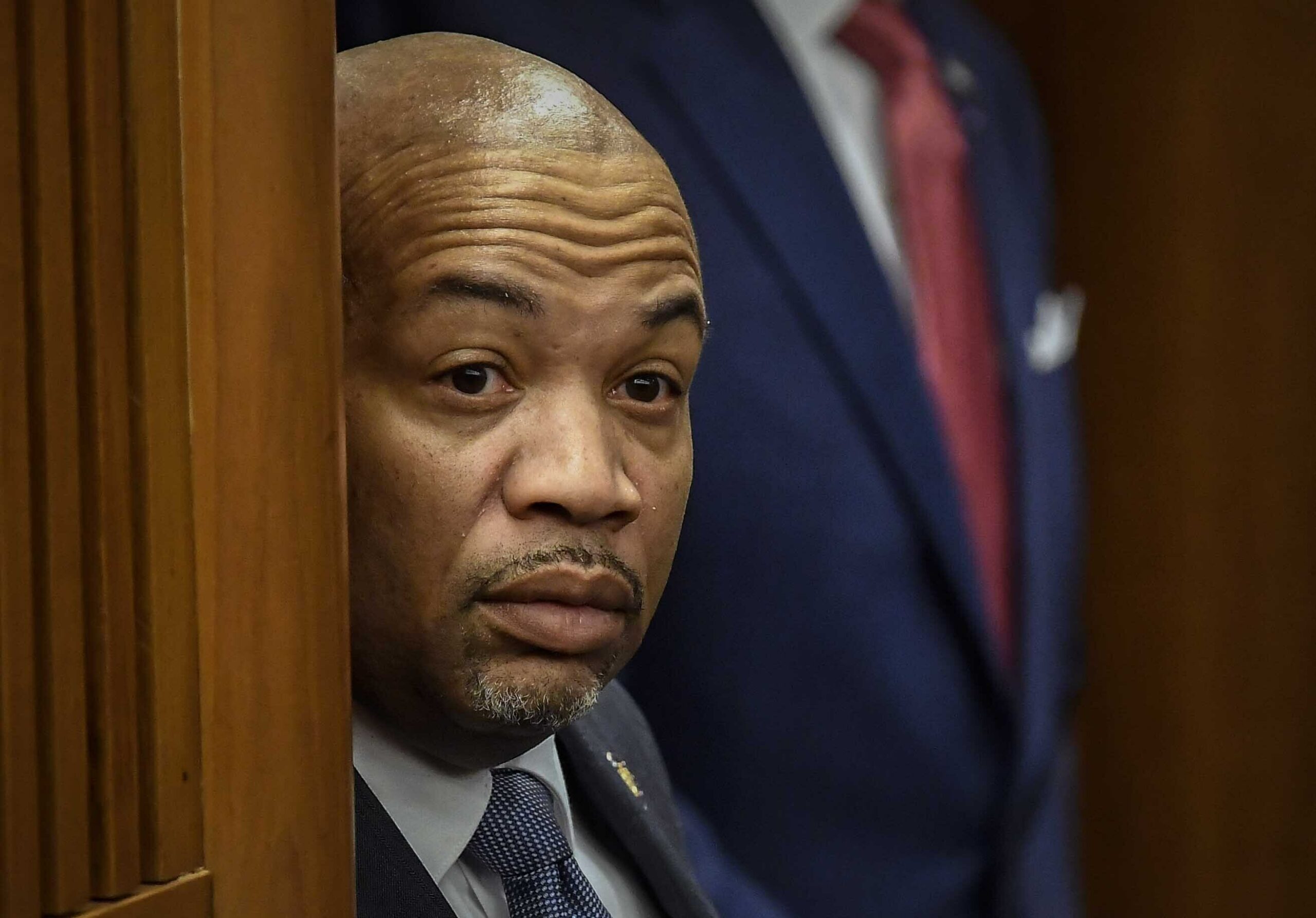 New York legislature gives itself $32,000 raise, and seven Democrats defect on vote