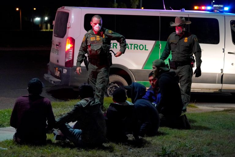 Authorities encountered 208,887 people illegally crossing border in August, four times more than previous year