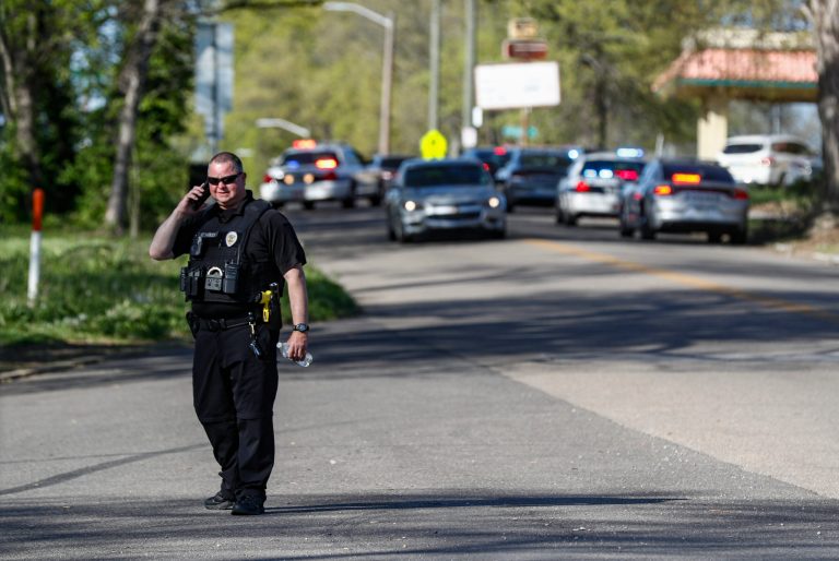 Lisa Edwards body camera: Woman heard telling police ‘I can’t breathe’ during deadly arrest