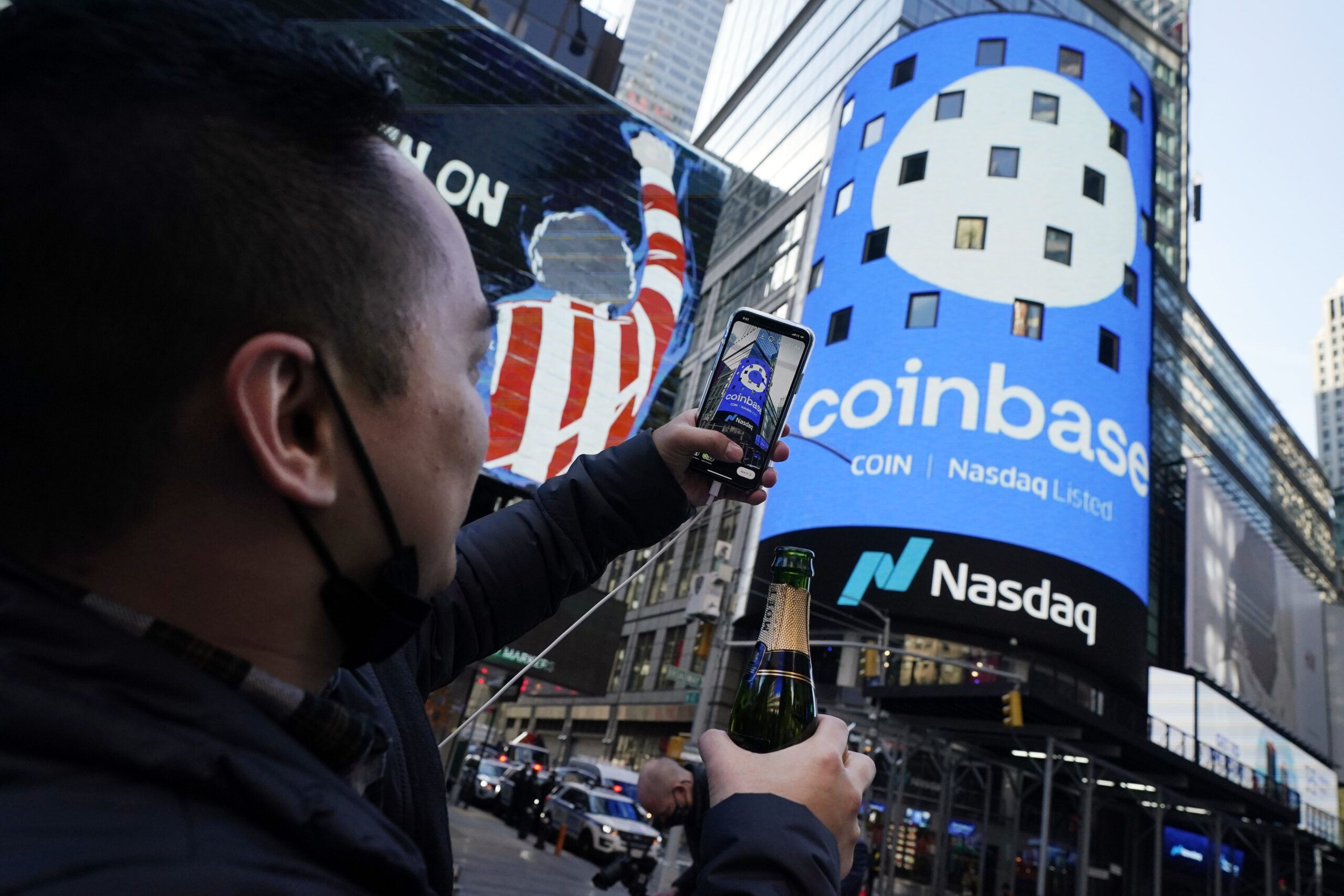 Supreme Court takes up first cryptocurrency case