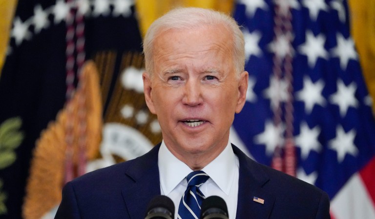 Biden warns Putin of additional actions hitting Russia with sanctions