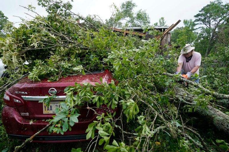 Tornadoes tear through Mississippi leaving damage in at least three cities
