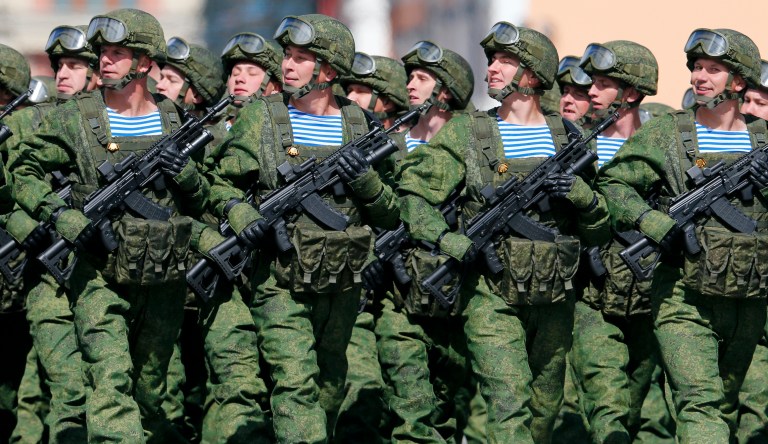 Russia will establish new airborne regiment in Crimea by early December
