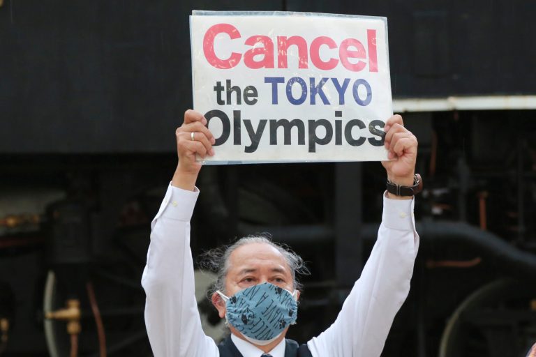 Tokyo governor to shutter public viewing sites for Olympics