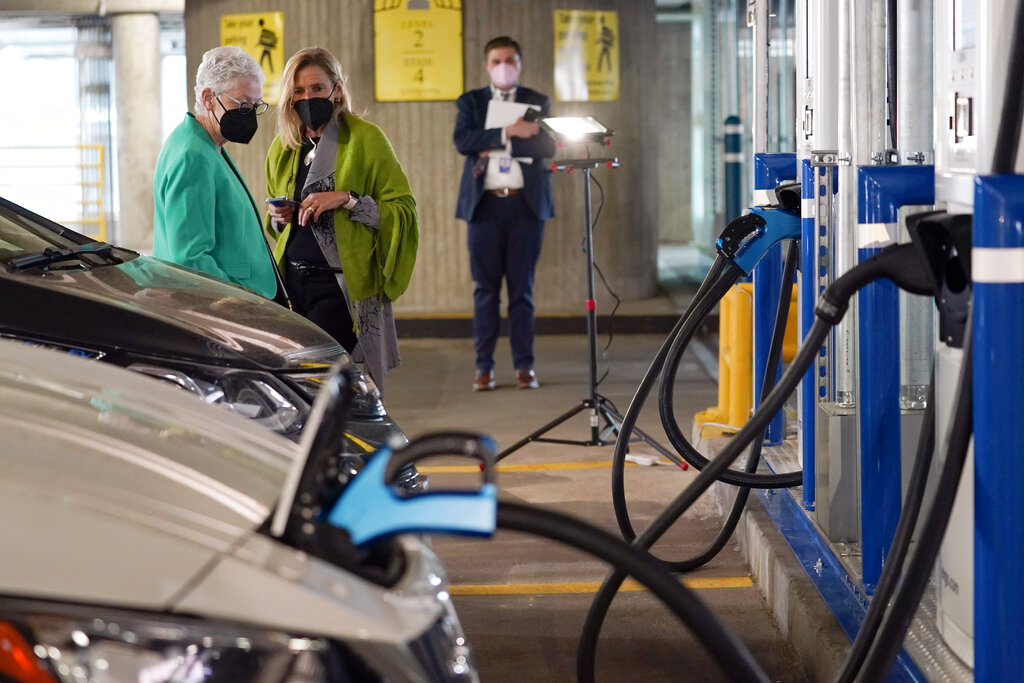 Cybersecurity experts warn of cyberattacks on electric vehicles