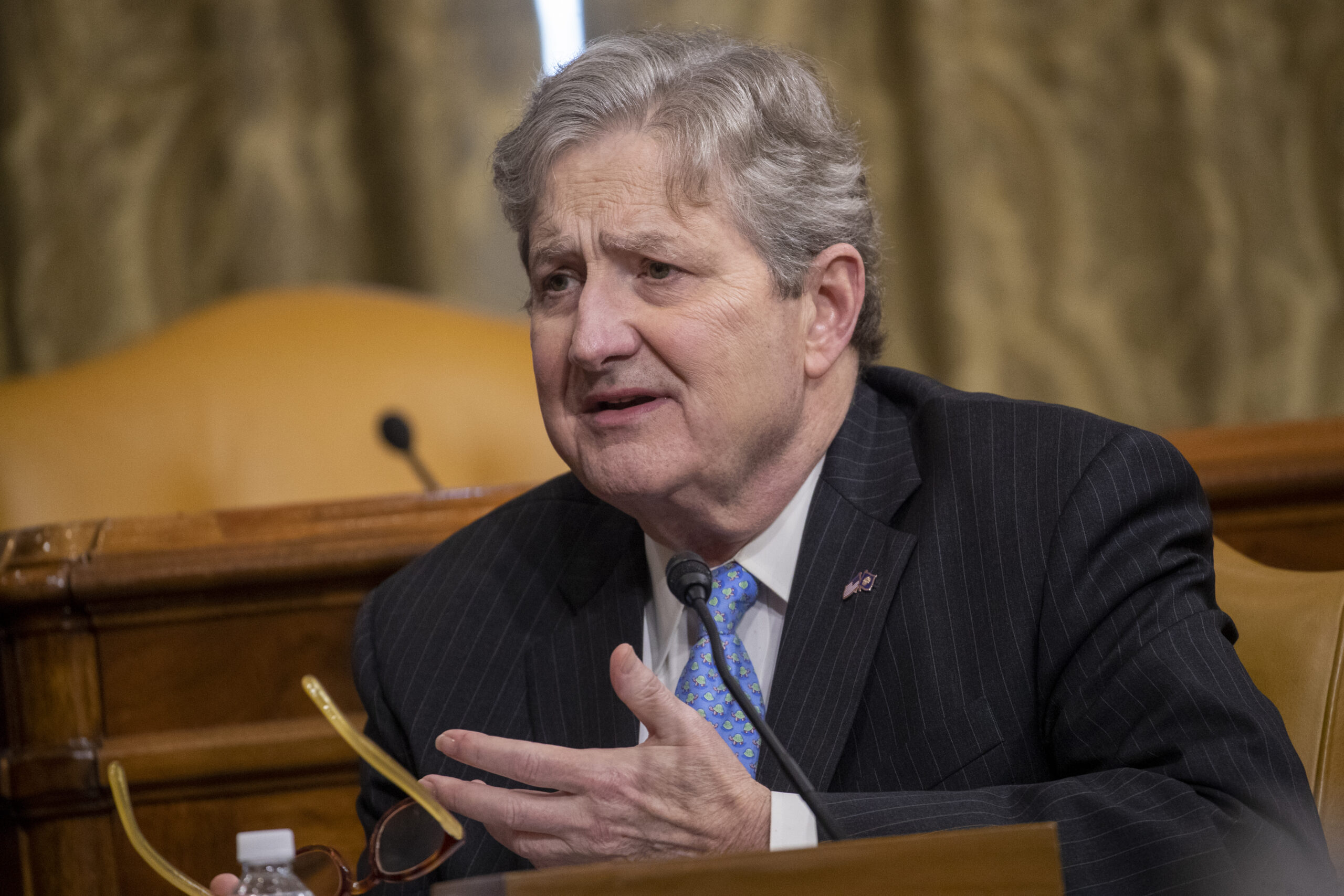 John Kennedy says Fauci ‘ought to buy an emotional support pony’ amid email backlash