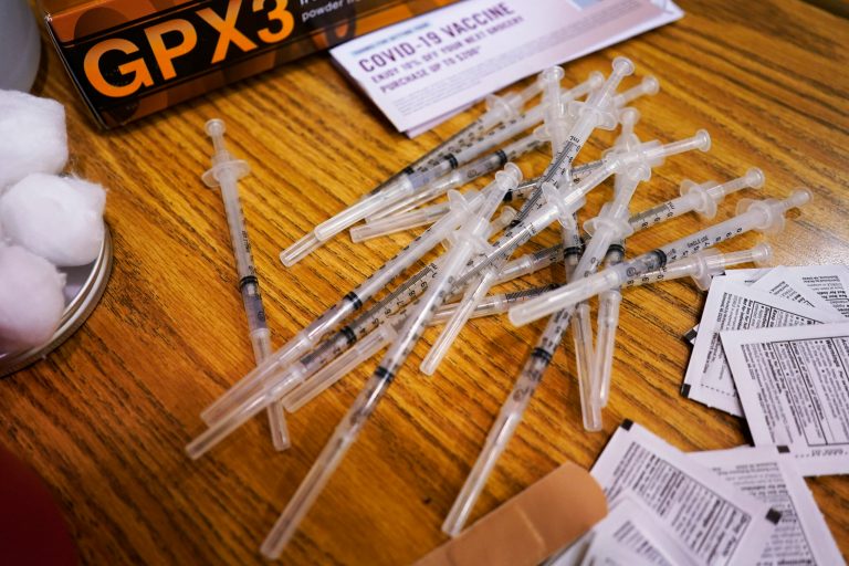 Illinois unveils $10 million vaccination lottery
