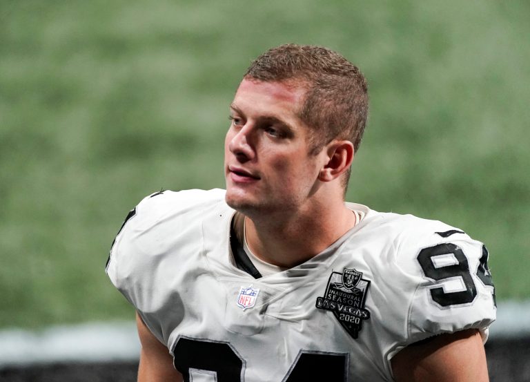 Raiders player becomes first active NFL athlete to come out as gay