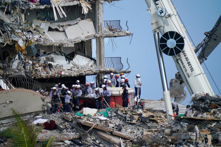 Board president of collapsed condo warned residents of urgent repairs in April