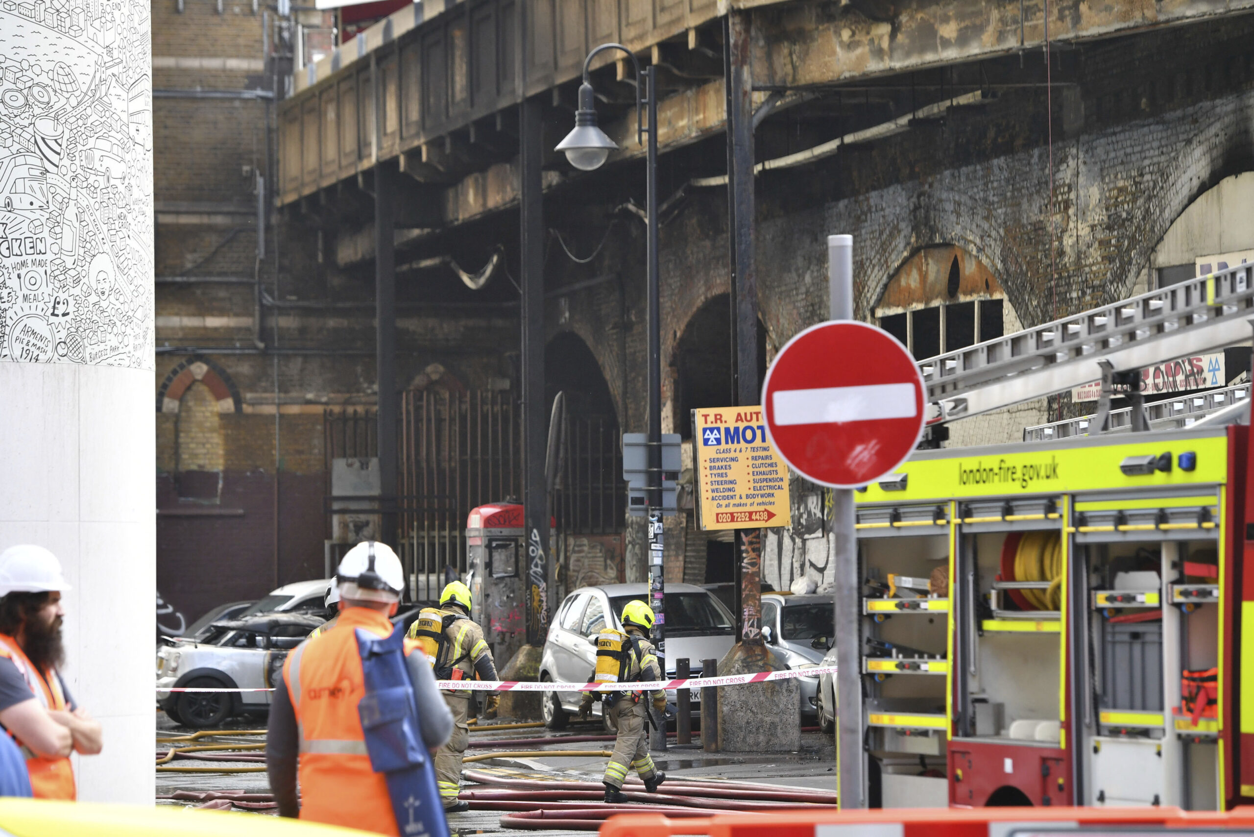Massive London fire now under control