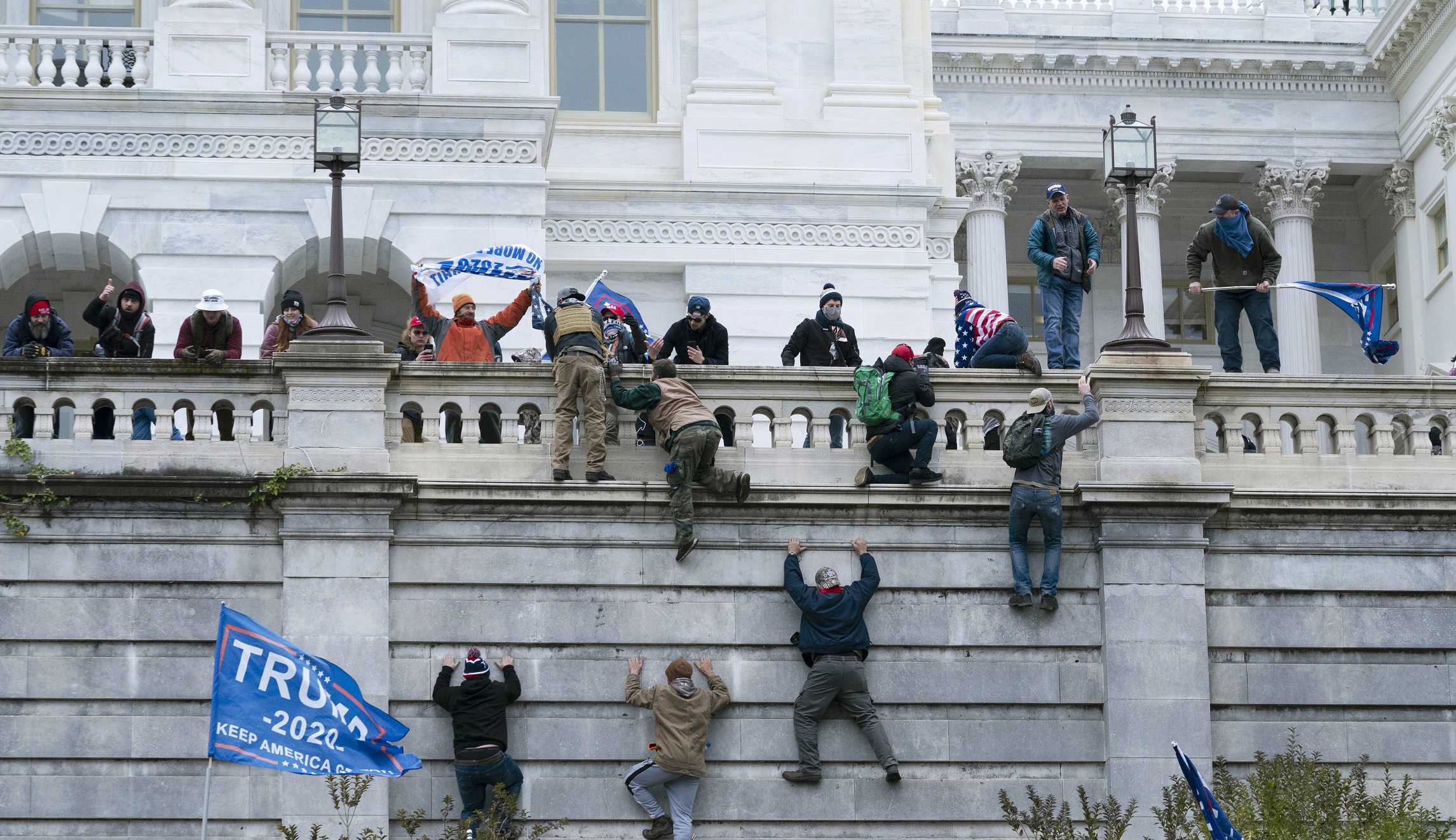 DHS failed to warn state and local partners about ‘specific’ threats ahead of Jan. 6 riot
