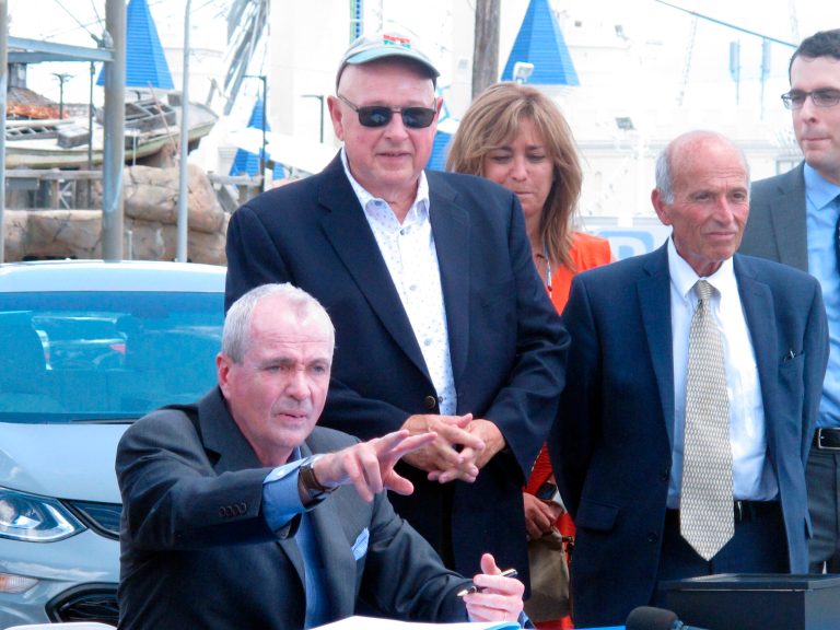 New Jersey electric vehicle program paused after running out of money