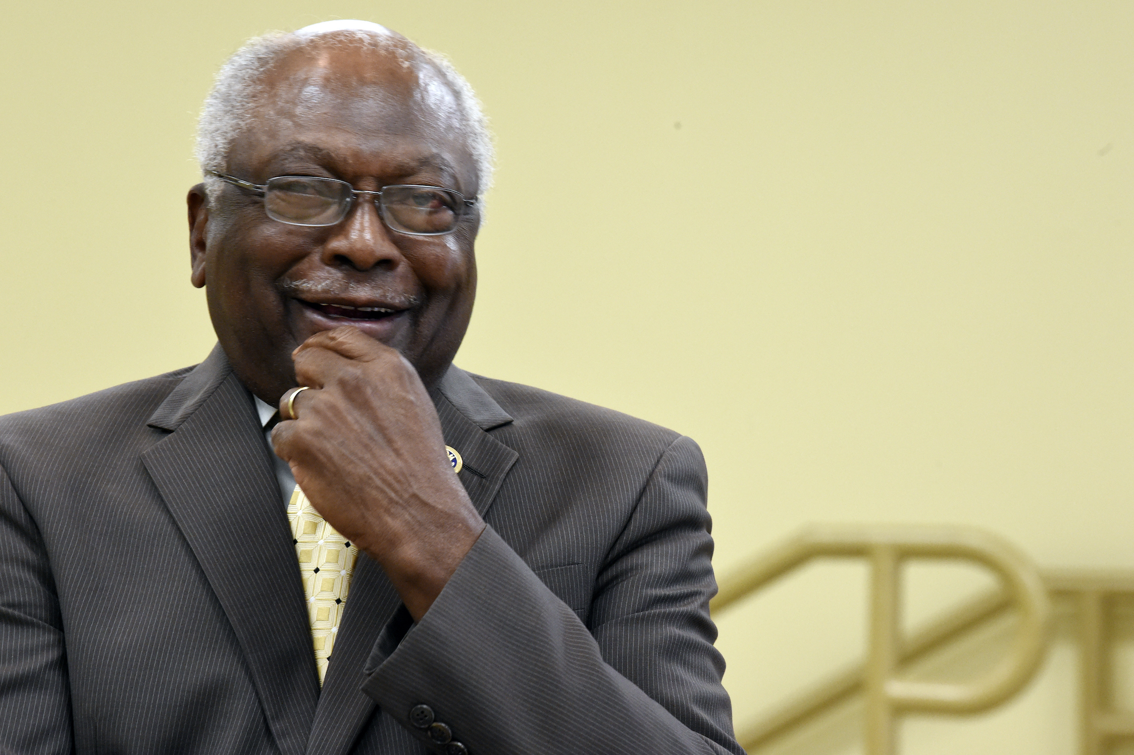 James Clyburn denies critical race theory is being taught in elementary schools, calls claim a ‘red herring’