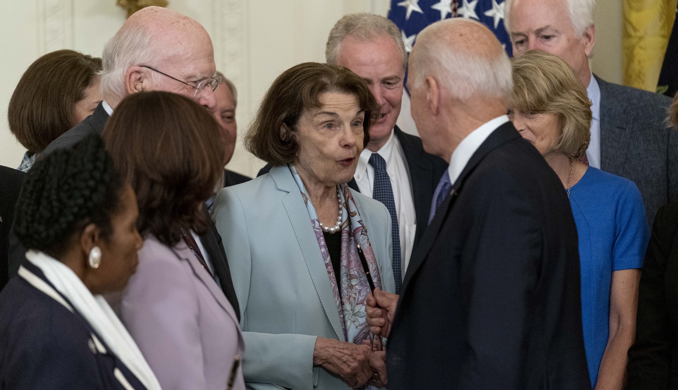 White House congratulates Biden’s ‘longtime friend’ Feinstein on retirement