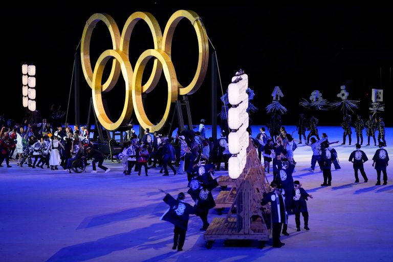 IOC recommends barring Russian and Belarusian athletes from international competition