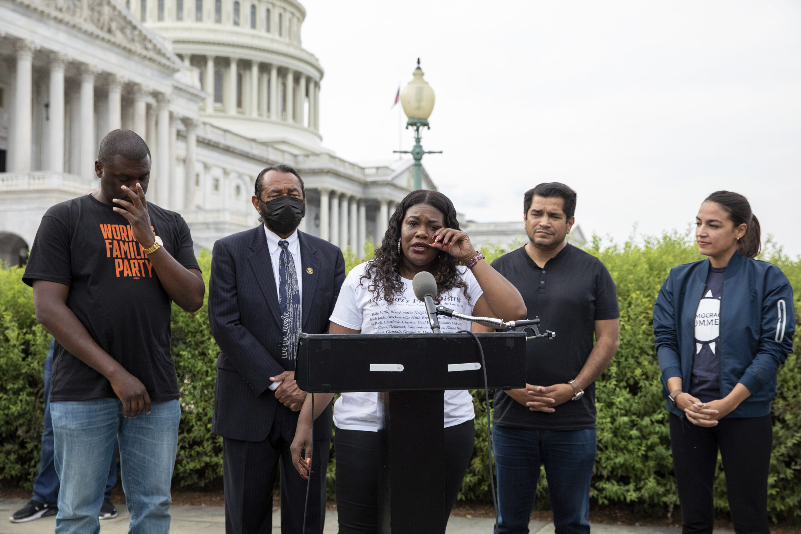 Cori Bush needs her security detail but wants to defund the police