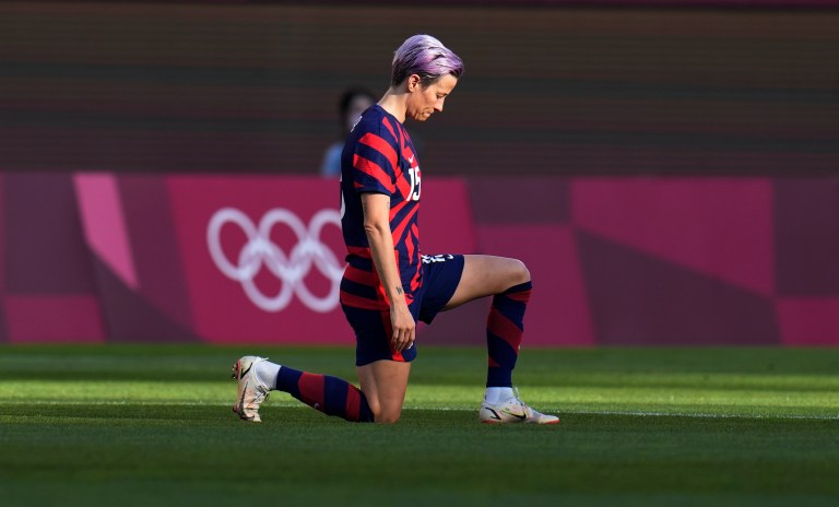 Hope Solo accuses Megan Rapinoe of ‘almost bullying’ teammates into kneeling for anthem