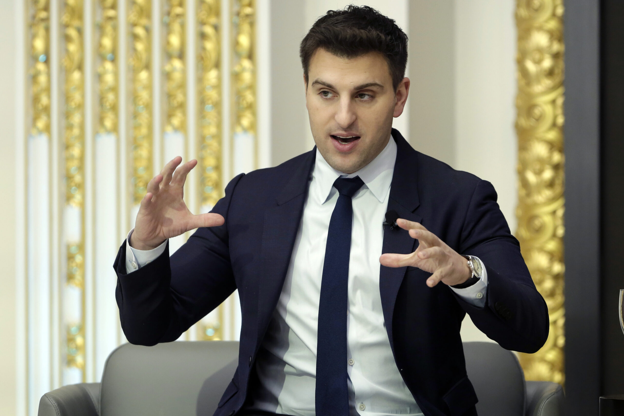Airbnb CEO rents out his own room amid recession fears