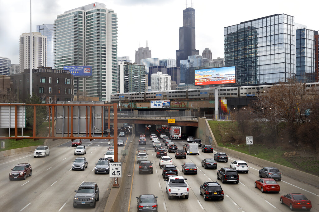 Three teenagers charged with carjacking in Chicago